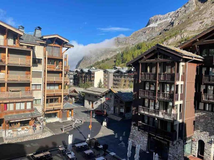 Central 3 Bedroom Chalet With Balcony Val-dʼIsère Dış mekan fotoğraf