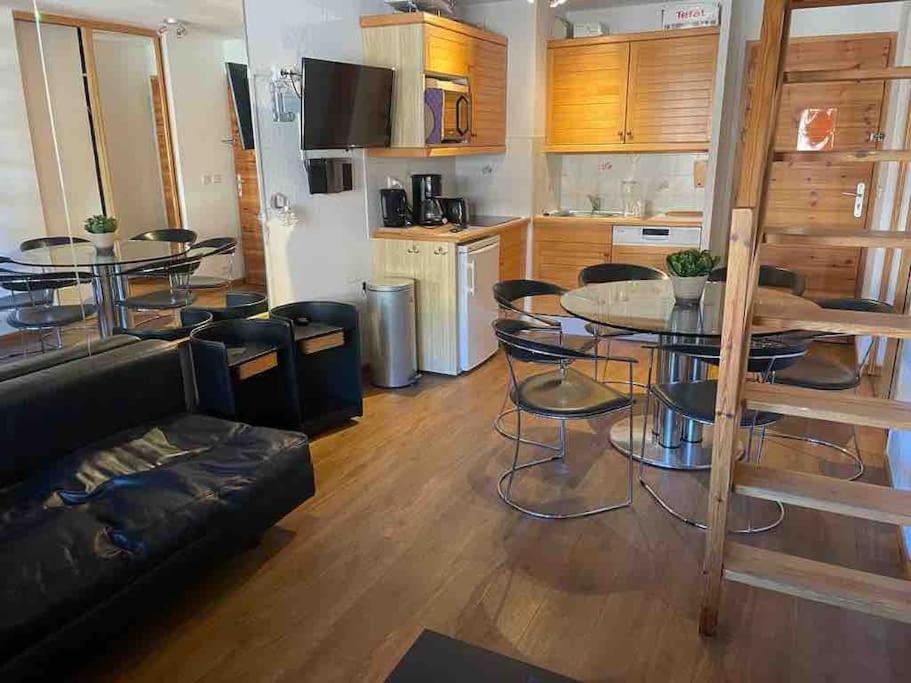 Central 3 Bedroom Chalet With Balcony Val-dʼIsère Dış mekan fotoğraf